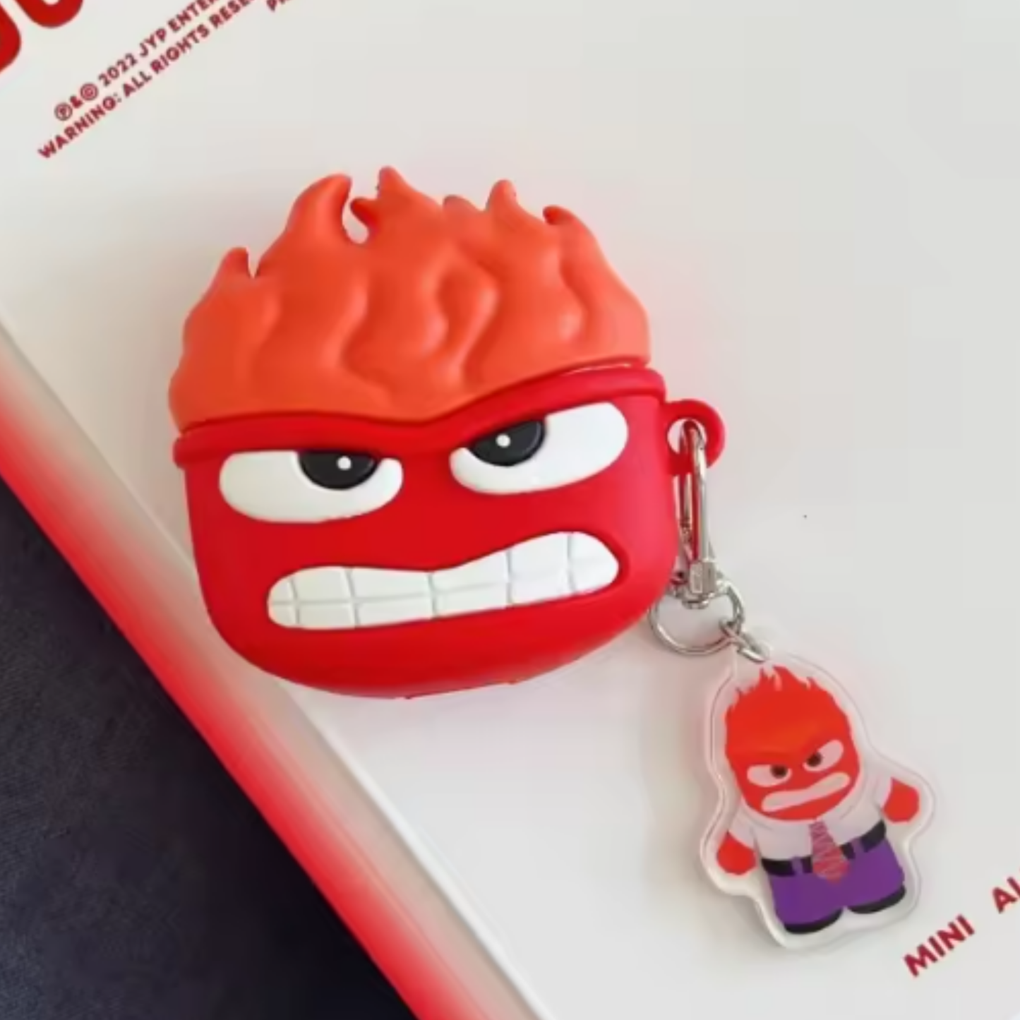 Funda Diseño 3D para Airpods + Arnes